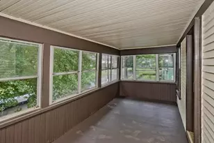 4 Elm St, South Hadley, MA 01075 - Photo 23
