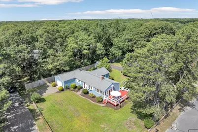 11 Canary Ln, Yarmouth, MA 02673 - Photo 5
