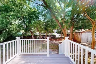 38 Nash St, Watertown, MA 02472 - Photo 21