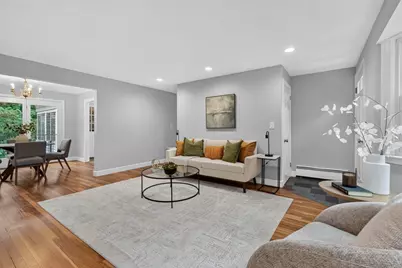 25 Gray Ter, Bedford, MA 01730 - Photo 9