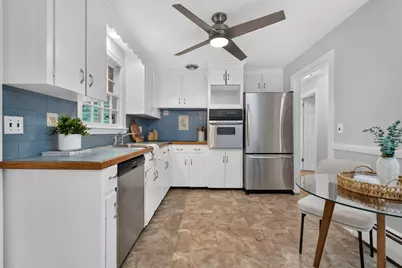 25 Gray Ter, Bedford, MA 01730 - Photo 13