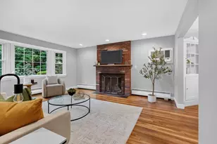 25 Gray Terrace, Bedford, MA 01730 - Photo 3