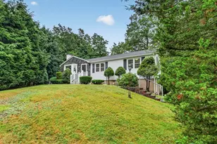 25 Gray Terrace, Bedford, MA 01730 - Photo 1