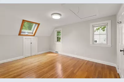 42 Elinor Road, Newton, MA 02461 - Photo 7