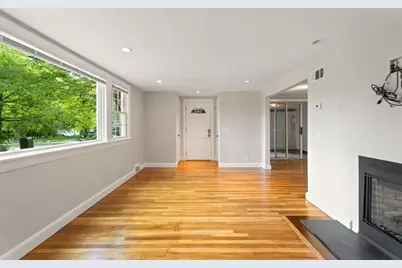 42 Elinor Road, Newton, MA 02461 - Photo 9