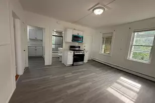 153 Bailey St, Lawrence, MA 01843 - Photo 5