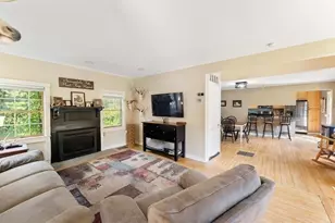 1530 Hartford Pike, Killingly, CT 06243 - Photo 9
