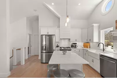 40A Thurston Point Road, Gloucester, MA 01930 - Photo 3