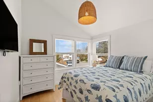 40A Thurston Point Rd, Gloucester, MA 01930 - Photo 13
