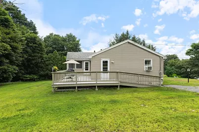 15 Amesbury St, Haverhill, MA 01830 - Photo 31