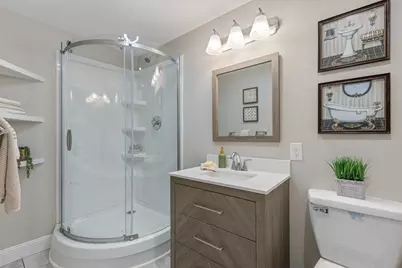 15 Amesbury St, Haverhill, MA 01830 - Photo 25