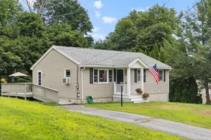 15 Amesbury St, Haverhill, MA 01830 - Photo 1