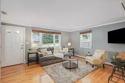 15 Amesbury St, Haverhill, MA 01830 - Photo 3