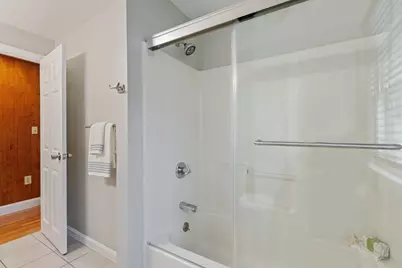 15 Amesbury St, Haverhill, MA 01830 - Photo 11
