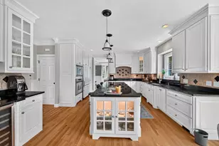 21 Ashwood Cir, Shrewsbury, MA 01545 - Photo 5