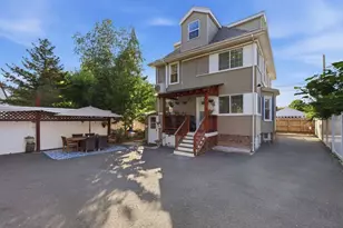 8 Lufkin St, Lynn, MA 01902 - Photo 29