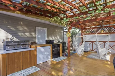 8 Lufkin St, Lynn, MA 01902 - Photo 33