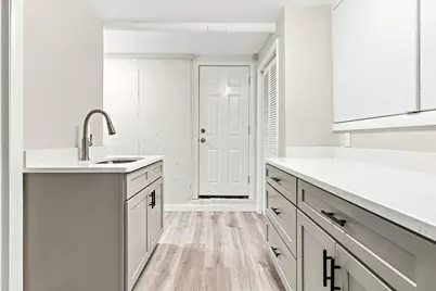1-B Lorenzo St, Boston, MA 02122 - Photo 25