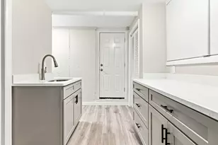 1B Lorenzo St, Boston, MA 02122 - Photo 25