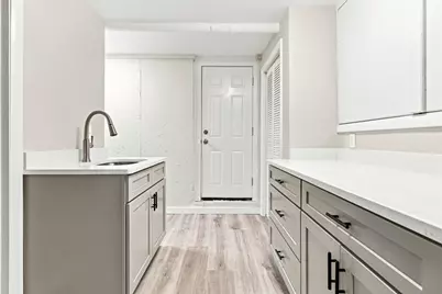 1-B Lorenzo St, Boston, MA 02122 - Photo 25