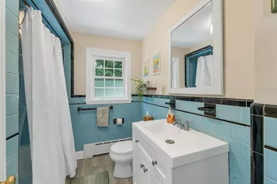 121 Elm St, Methuen, MA 01844 - Photo 17