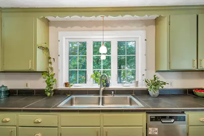 121 Elm St, Methuen, MA 01844 - Photo 9