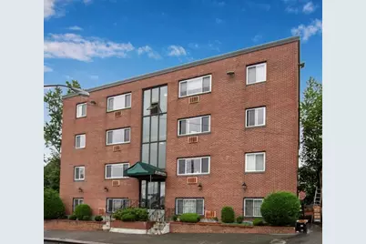 326 Broadway #15, Somerville, MA 02145 - Photo 1