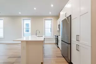 841 Columbia Rd, Boston, MA 02125 - Photo 7