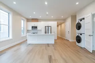 841 Columbia Rd, Boston, MA 02125 - Photo 3