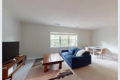 133 Lake Shore Rd #4, Boston, MA 02135 - Photo 5