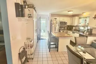 33 Crossman St, Taunton, MA 02780 - Photo 3