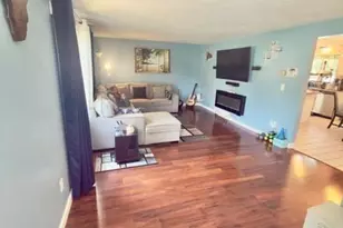 33 Crossman St, Taunton, MA 02780 - Photo 5