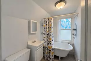40 Seafoam Ave, Winthrop, MA 02152 - Photo 5