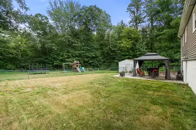44 Susan Park Way, Uxbridge, MA 01569 - Photo 11