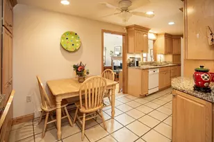 70 Longview Dr, Dartmouth, MA 02747 - Photo 15