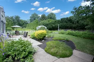 70 Longview Dr, Dartmouth, MA 02747 - Photo 33