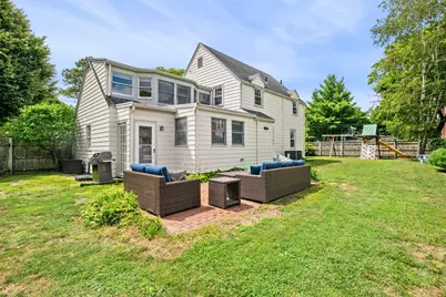 99 Tedesco St, Marblehead, MA 01945 - Photo 3