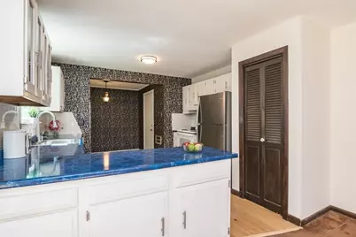 77 Grantwood Drive, Amherst, MA 01002 - Photo 13