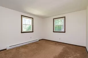 77 Grantwood Dr, Amherst, MA 01002 - Photo 25
