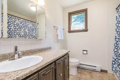 77 Grantwood Drive, Amherst, MA 01002 - Photo 29