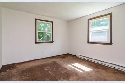 77 Grantwood Drive, Amherst, MA 01002 - Photo 23