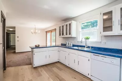 77 Grantwood Drive, Amherst, MA 01002 - Photo 11