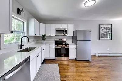 14 Hull St, Quincy, MA 02169 - Photo 7