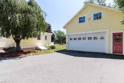 109 Locust, Attleboro, MA 02703 - Photo 33