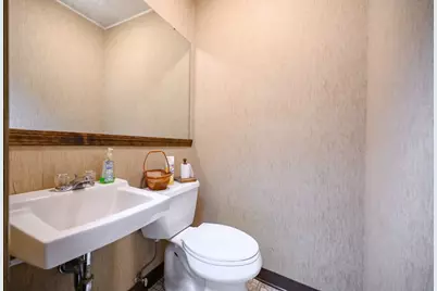 111 Billings Rd, Quincy, MA 02171 - Photo 11