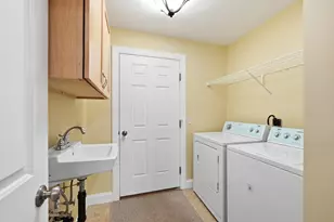 2 Dogwood Dr, Belchertown, MA 01007 - Photo 39