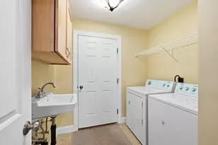 2 Dogwood Dr, Belchertown, MA 01007 - Photo 39