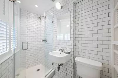 6 West Hill Place, Boston, MA 02114 - Photo 15
