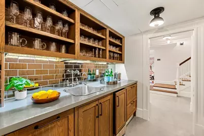6 West Hill Place, Boston, MA 02114 - Photo 17