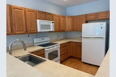 107 Clocktower Dr #207, Waltham, MA 02452 - Photo 3